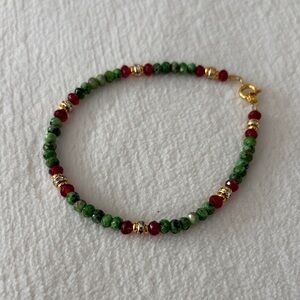 Elegant Green Ruby and Zoisite and Red Ruby Beaded Bracelet